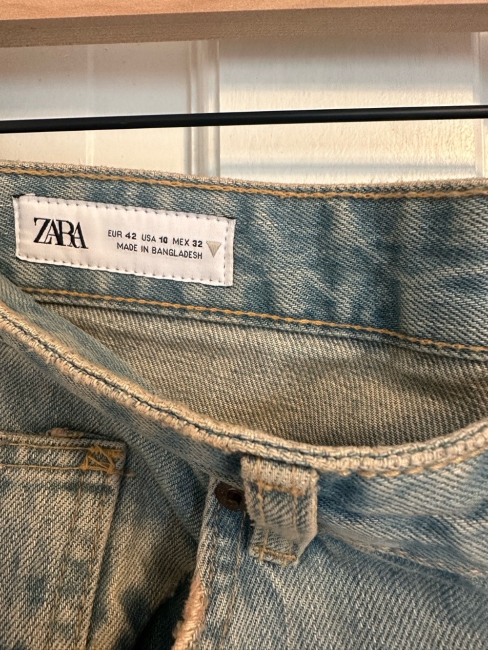 ZARA Light Wash Straight Jeans